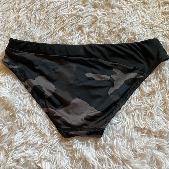ATHLETA Freestyle Camo Bikini Bottoms size S - Picture 3 of 8